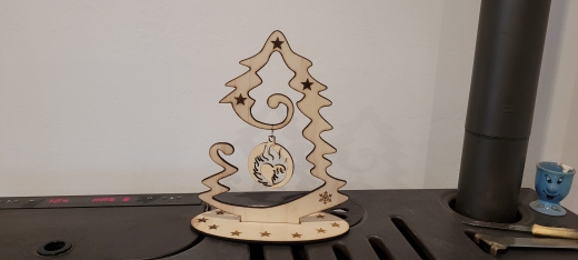 Weihnachtsbaum mit Anhänger