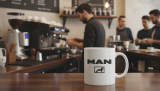 MAN Kaffeebecher mit Löwen-Logo | Robuste Keramiktasse für Trucker