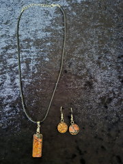 Schmuck-Set „Feuerstein Eleganz“ – Anhänger & Ohrringe